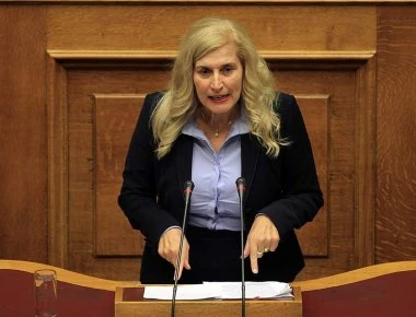 Αμετανόητη η Ε.Αυλωνίτου: «Δεν αλλάζει η ουσία - Έχουν πει χειρότερα για τον Α.Τσίπρα»